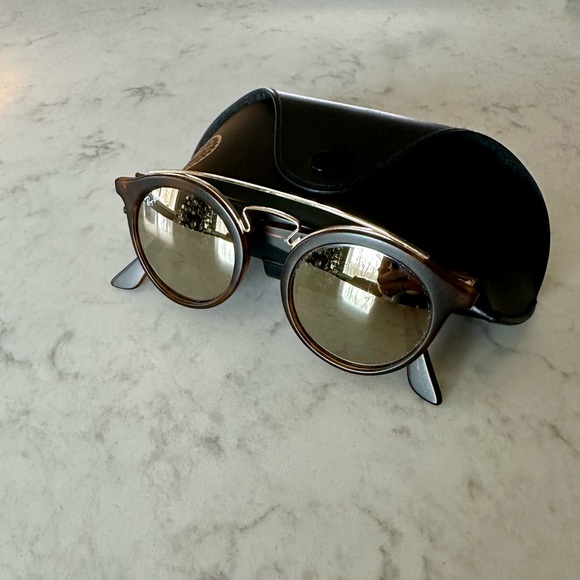 Ray Ban RB 4256 6092/5A Small - Tortoise/Gold 46-20-145 mm 46-20-145 mm - Picture 6 of 10